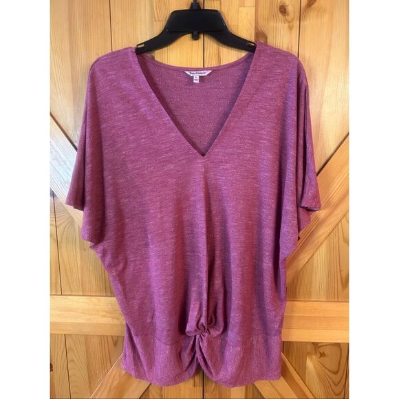 Juicy Couture Tops - Juicy Couture Women’s Short Sleeve V Neck Top Red Twist Hem Size XL (5841)